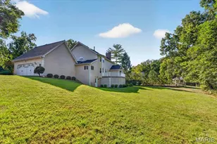 2131 Hickory Dr, Chesterfield, MO 63005 - Photo 29