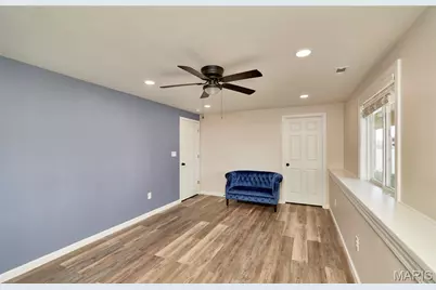 571 Newcastle Drive, Troy, MO 63379 - Photo 37