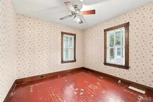201 Perry St, Saint Charles, MO 63301 - Photo 27