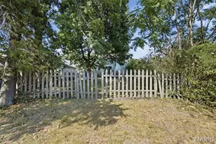 201 Perry St, Saint Charles, MO 63301 - Photo 41