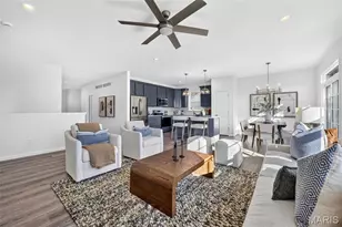 104 Quail Bluff Ct, Wentzville, MO 63385 - Photo 7