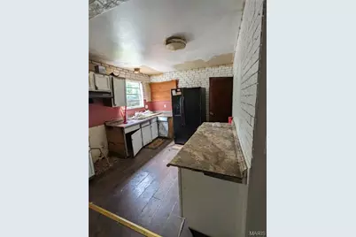 10333 Castle Drive, Saint Louis, MO 63136 - Photo 15