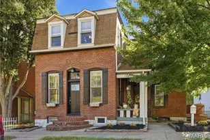 1216 N 5th St, Saint Charles, MO 63301 - Photo 1