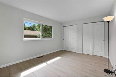 3950 Greengrass Drive, Florissant, MO 63033 - Photo 21