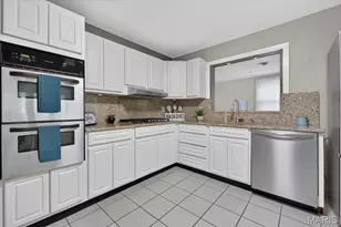 1639 Red Gate Ln, Saint Louis, MO 63146 - Photo 9