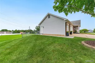 1353 Apple Valley Dr, O'Fallon, MO 63366 - Photo 43