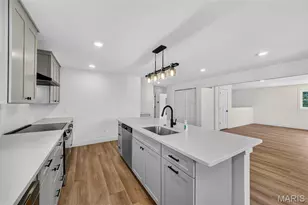 200 Park Charles Blvd S, Saint Peters, MO 63376 - Photo 21