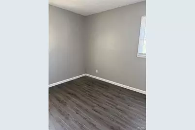 10515 Gretna Circle, Saint Louis, MO 63137 - Photo 5