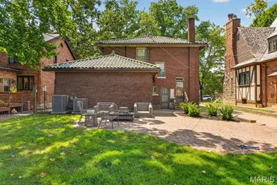 7035 Forsyth Boulevard, University City, MO 63105 - Photo 21