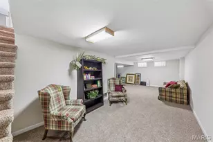 70 Breezeview Dr, Ballwin, MO 63021 - Photo 37