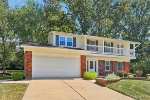 70 Breezeview Dr, Ballwin, MO 63021 - Photo 5