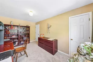 70 Breezeview Dr, Ballwin, MO 63021 - Photo 27