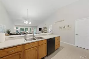 105 Maryland Dr, O'Fallon, MO 63366 - Photo 17