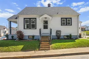 700 S Benton, Saint Charles, MO 63301 - Photo 1