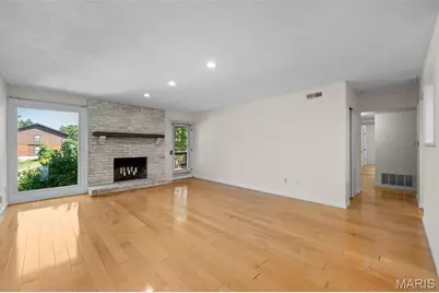 1968 Meadowtree Lane #5, Kirkwood, MO 63122 - Photo 9