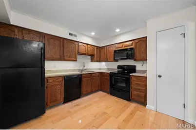 1968 Meadowtree Lane #5, Kirkwood, MO 63122 - Photo 19