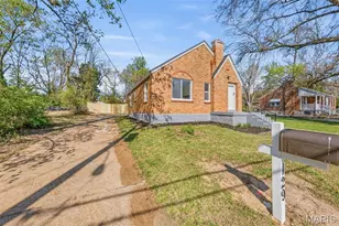 129 N Dade Ave, Ferguson, MO 63135 - Photo 3