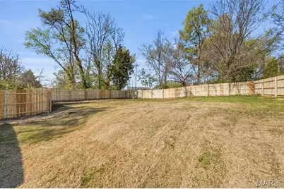 129 N Dade Avenue, Ferguson, MO 63135 - Photo 29