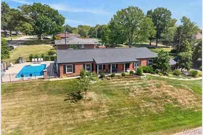 10636 Rebecca Drive, Saint Louis, MO 63128 - Photo 7