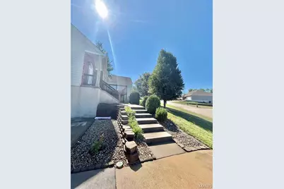464 Legacy Lane, Villa Ridge, MO 63089 - Photo 3