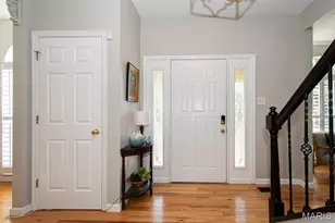 4147 Westminster Pl, Saint Louis, MO 63108 - Photo 3
