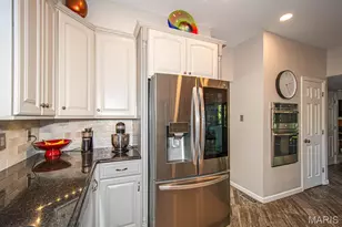 4147 Westminster Pl, Saint Louis, MO 63108 - Photo 13
