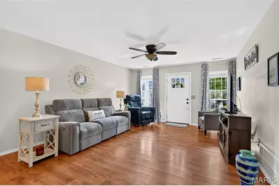 312 Hawks View Drive, O'Fallon, MO 63368 - Photo 9