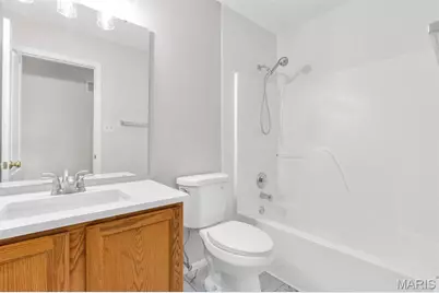 882 Sara Beth Court, Saint Peters, MO 63376 - Photo 31