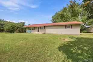 347 Kronos Dr, De Soto, MO 63020 - Photo 3