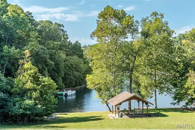 1806 Shield Court, Lake Sherwood, MO 63357 - Photo 93