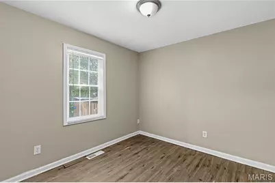 6155 Emerald Avenue, Ferguson, MO 63135 - Photo 17