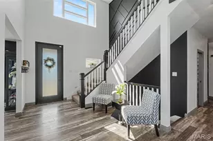 18 MacArthur Ct, Saint Charles, MO 63304 - Photo 3