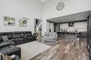 18 MacArthur Ct, Saint Charles, MO 63304 - Photo 7