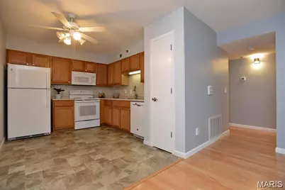 4300 Forder Gardens Place #E, Saint Louis, MO 63129 - Photo 5