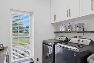 9532 S Geyer Rd, Sunset Hills, MO 63127 - Photo 13