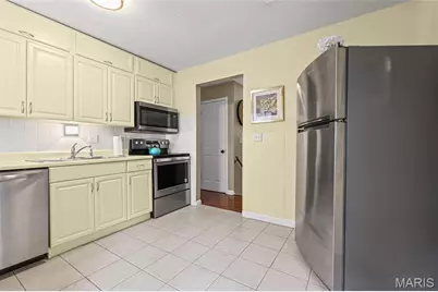2905 Misty Circle, Oakville, MO 63129 - Photo 13