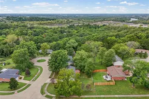 2905 Misty Cir, Oakville, MO 63129 - Photo 53