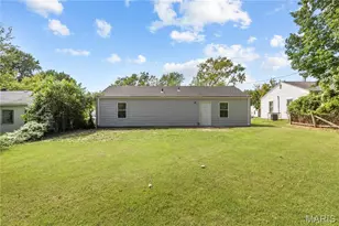 9834 Vickie Pl, Saint Louis, MO 63136 - Photo 17