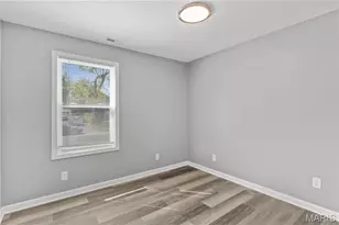 9834 Vickie Pl, Saint Louis, MO 63136 - Photo 13