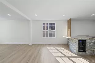 104 Shetland Dr, Saint Louis, MO 63125 - Photo 13