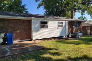 2020 St Stephen Dr, Florissant, MO 63033 - Photo 5