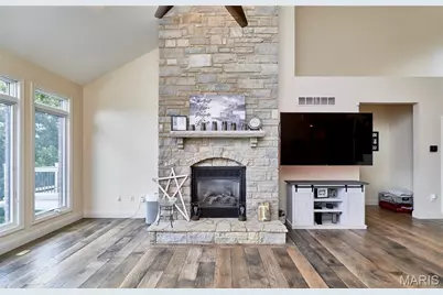 999 Saint Marys Road, Villa Ridge, MO 63089 - Photo 13