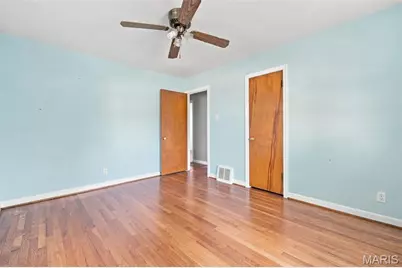 928 Poinsetta Lane, Kirkwood, MO 63122 - Photo 7