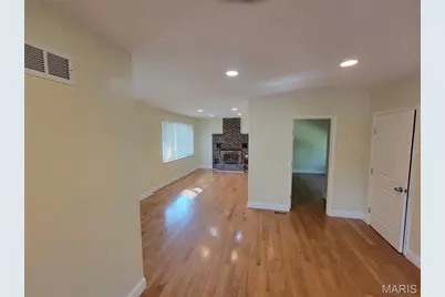 203 Saint Louis Avenue, Saint Louis, MO 63135 - Photo 11