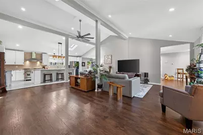 202 Rue Grand Drive, Lake Saint Louis, MO 63367 - Photo 7