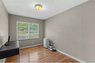 10236 Halls Ferry Road, Saint Louis, MO 63136 - Photo 7