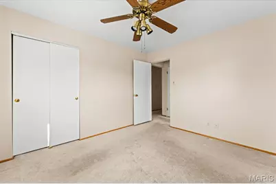 19 W Meadow Lane, Ballwin, MO 63021 - Photo 15
