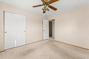 19 W Meadow Ln, Ballwin, MO 63021 - Photo 15