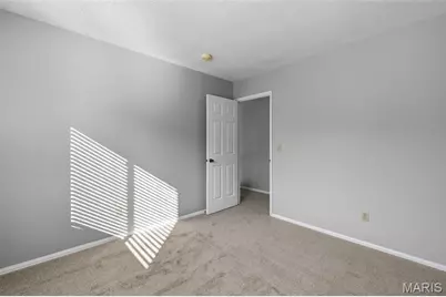 1675 Country Hill Lane, Ballwin, MO 63021 - Photo 25
