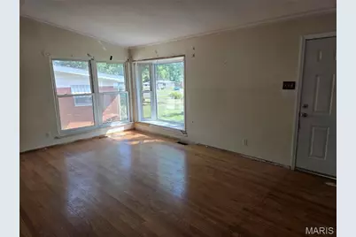 521 Barcia Dr, Rock Hill, MO 63119 - Photo 5
